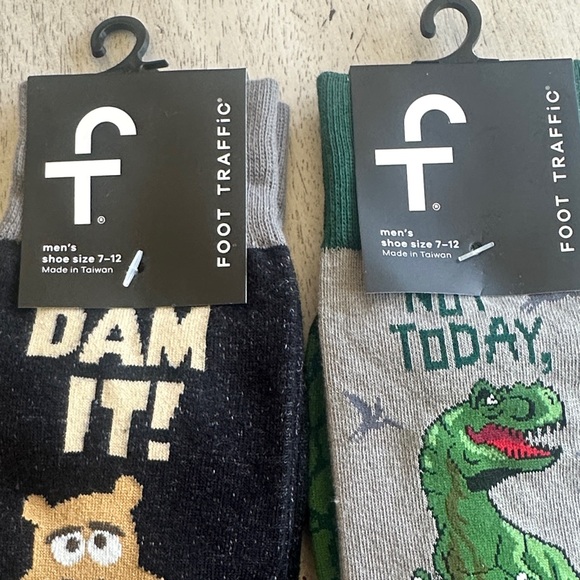 3 Pairs of Foot Traffic Men's Graphic Socks - Brown, Green, Black - Picture 8 of 9